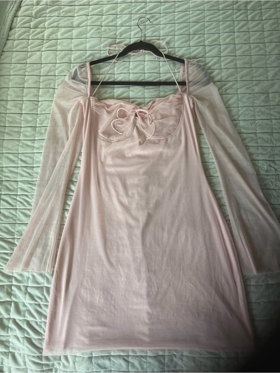 Fashion Nova Dresses & Skirts - Fashion Nova Light Pink Long Sleeve Slip Dress with Bow
